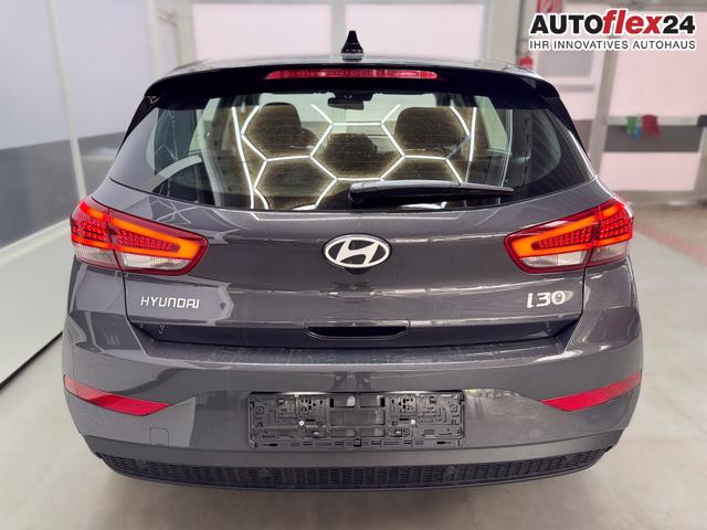 Hyundai i30 STYLE DCT ALU SHZ NAVI RFK PDC 