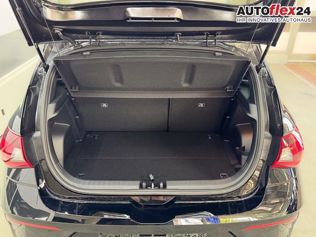 Hyundai i20 STYLE DCT BLACK LINE NAVI WP RFK PDC KLIMAAUTOMATIK ALU 