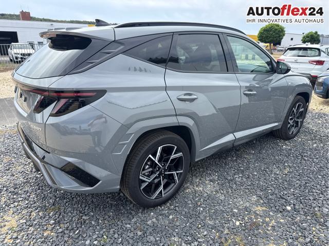 Hyundai / TUCSON / Grau / / / 