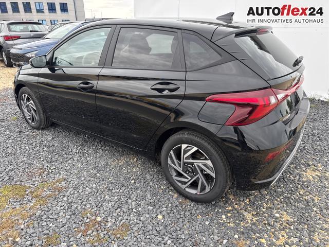 Hyundai / i20 / Grau / / / 