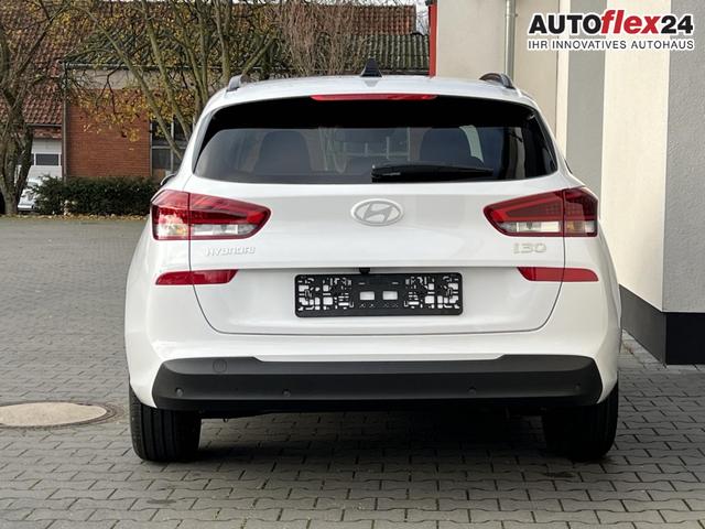 Hyundai i30 Kombi Go 1,5 T-GDI DCT7 MHEV 103KW Navi Winter 