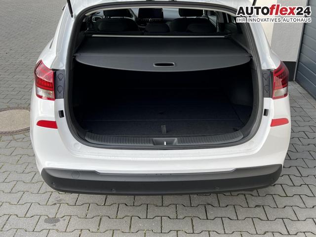 Hyundai i30 Kombi Go 1,5 T-GDI DCT7 MHEV 103KW Navi Winter 