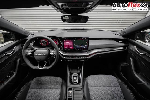 Skoda Octavia Combi Kombi 1,5 TSI m-HEV DSG Sportline -LAG. 