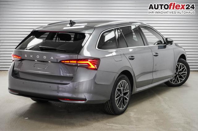 Vorlauffahrzeuge Skoda Octavia Combi - Kombi 1,5 eTSI DSG mhev Selection -LAG.