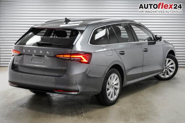 Skoda Octavia Combi Kombi 1,5 eTSI DSG mhev Selection -LAG. 
