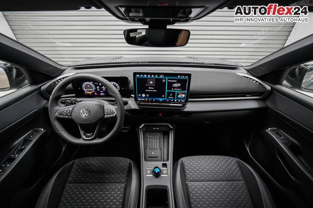 Volkswagen T-Roc neuer 1,5 eTSI DSG R-Line - LAGER 