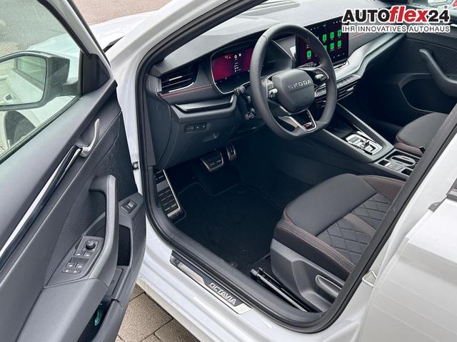 Skoda Octavia Combi RS Kombi 2.0 TSI DSG 265 PS AHK*Panorama*DCC*19"*Android Auto*Navi*SHZ*360&deg;*E-Heck 