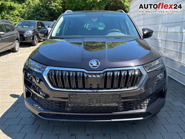 Vorlauffahrzeuge Skoda Karoq - Extra 1.5 TSI DSG AHK Android Auto SHZ ACC Keyless Kamera 17" LM  2Z Klimaauto SUNSET