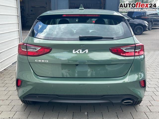Kia Ceed Silver Android 1.5 T-GDi, DCT Auto*Navi*WinterPak*Kamera*Klima*PDC hinten 