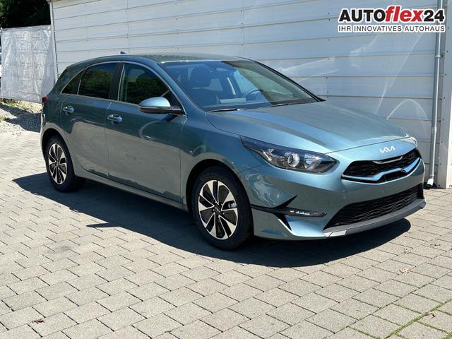 Vorlauffahrzeuge Kia Ceed - Gold Android 1.5 T-GDi, DCT Auto Navi WinterPak Klimaauto 16" Kamera PrivacyGlas 