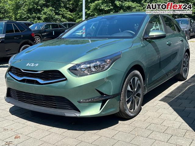 Kia Ceed Gold 1.5 T-GDi, DCT Android Auto*Navi*WinterPak*Klimaauto*16"*Kamera*PrivacyGlas* 