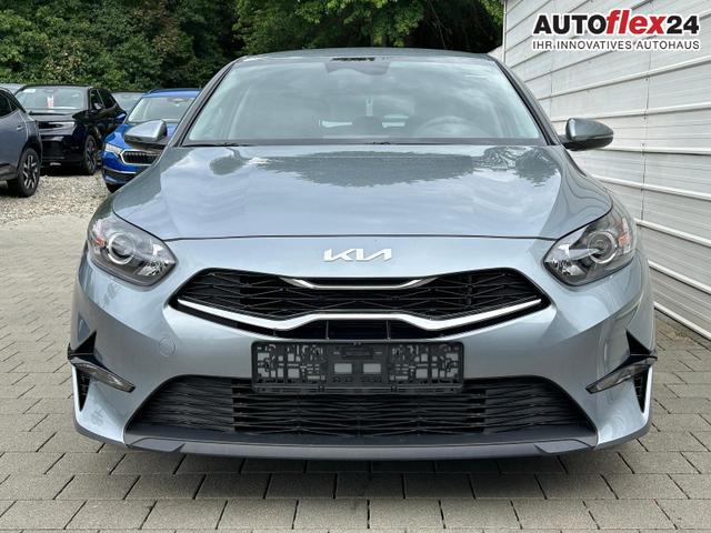 Vorlauffahrzeuge Kia Ceed - Gold 1.5 T-GDi, DCT Android Auto Navi WinterPak Klimaauto 16" Kamera PrivacyGlas 