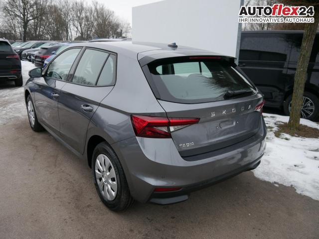 Skoda Fabia Selection 1.0 TSI DSG*NAVI-&Uuml;BER-SMARTLINK*LED*PDC-HI*SHZ*DAB*KLIMA 