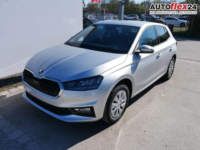 Skoda Fabia Selection 1.0 TSI*PDC-HINTEN*SMARTLINK*KEYLESS-GO*LED*BLUETOOTH*WINTERPAKET* 