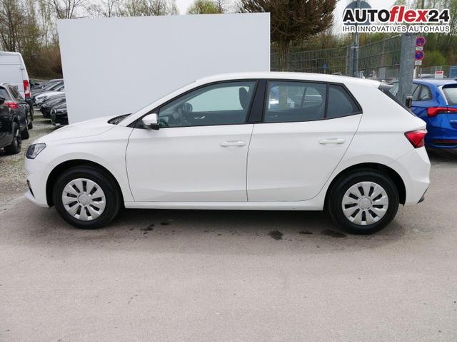 Skoda Fabia Selection 1.0 TSI *LED*PDC-HI*SMARTLINK*SHZ*BLUETOOTH*FRONT-ASSIST 