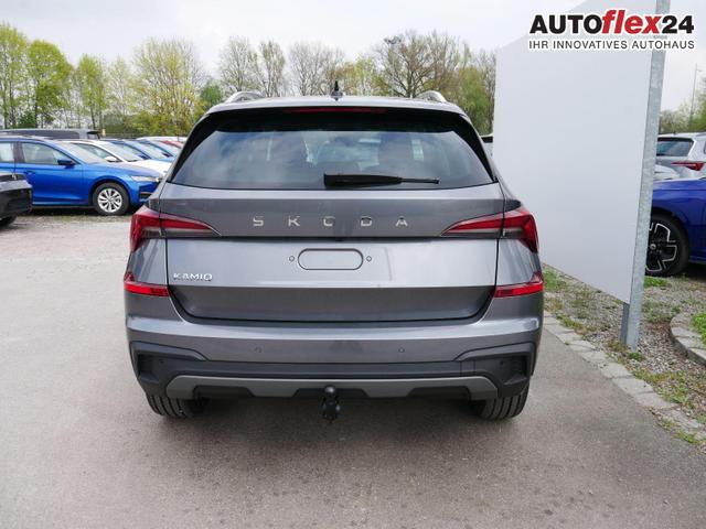 Vorlauffahrzeuge Skoda Kamiq - 130 Jahre Edition 1,5 TSI DSG AHK-SCHWENKBAR TEMPOMAT SMARTLINK LENKRADHEIZUNG KEYLESS-GO 
