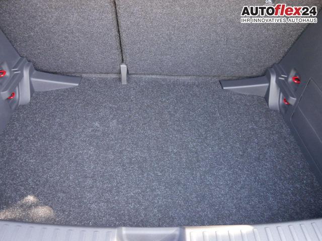 Skoda Fabia Selection 1.0 TSI *NAVI-&Uuml;BER-SMARTLINK*PDC-HI*LED*SHZ*KLIMA*RADIO 