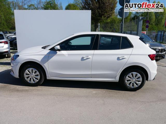Skoda Fabia Selection 1.0 TSI DSG*NAVI-&Uuml;BER-SMARTLINK*LED*PDC-HI*SHZ*DAB*KLIMA 