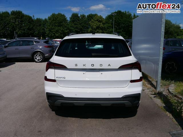 Vorlauffahrzeuge Skoda Kamiq - Selection 1.0 TSI DSG PDC-HINTEN TEMPOMAT SMARTLINK SHZ LED KLIMAAUTOMATIK 