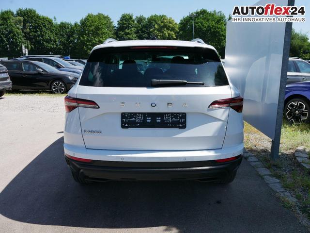Gebrauchtfahrzeug Skoda Karoq - Selection 1.5 TSI DSG ACC PDC KAMERA TEMPOMAT LED SMARTLINK KLIMA RADIO 17-ZOLL