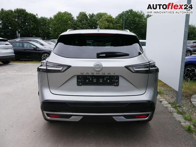 Gebrauchtfahrzeug Nissan Qashqai - 1.3 DIG-T MHEV X-TR X-TR NAVI TEMPOMAT LED PDC-360/KAMERA TEMPOMAT PANORAMA-DACH