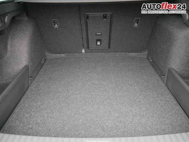 Skoda Octavia Combi Selection 2.0 TDI DSG*AHK-SCHWENKBAR*ACC*LED*PDC*SHZ*SMARTLINK 