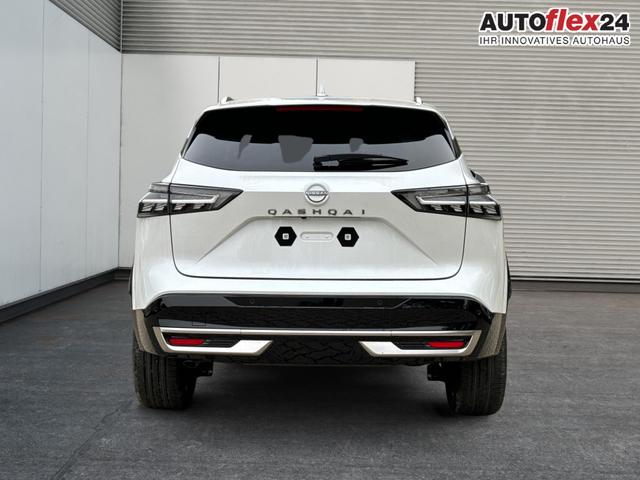 Nissan / Qashqai / Weiß / / / FACELIFT+360°KAMERA+ACC+PDC+EL. HECKKL. 
