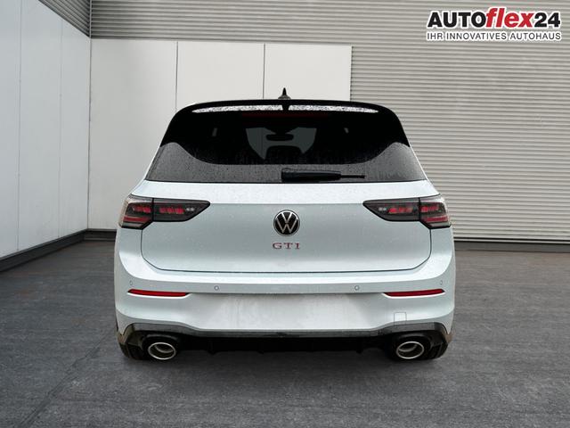 Volkswagen / Golf / / / / , Beispielbilder, ggf. teilweise mit Sonderausstattung