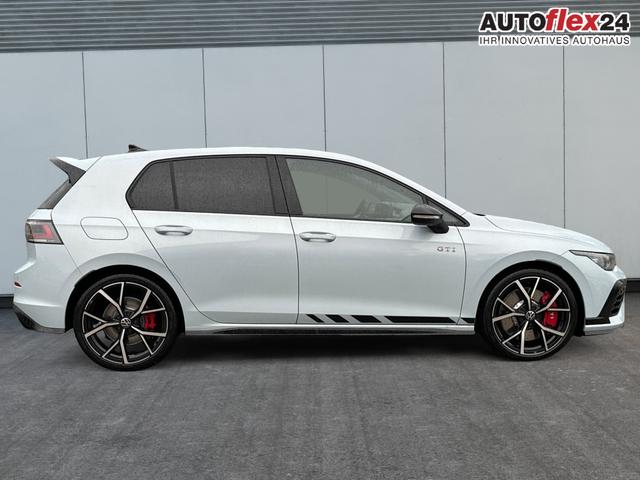 Volkswagen / Golf / / / / , Beispielbilder, ggf. teilweise mit Sonderausstattung