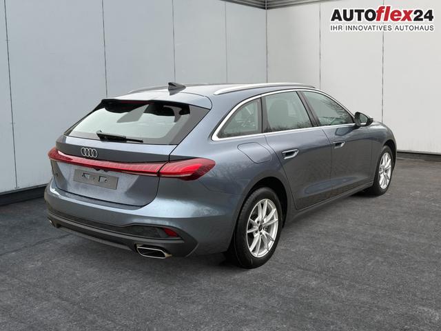 Audi / A5 Avant / / / / AHK+KAMERA+EL. HECKKL.+NAVI+SHZ+17 LM
