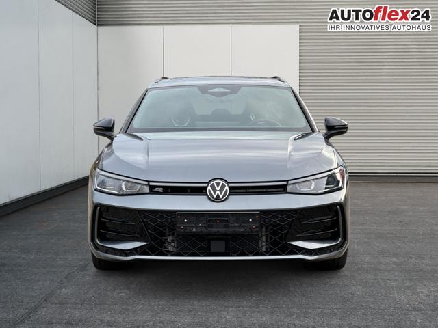 Volkswagen / Passat Variant / Grau / / / 4WD+AHK+PANO+HARMAN+19+BLACK STYLE