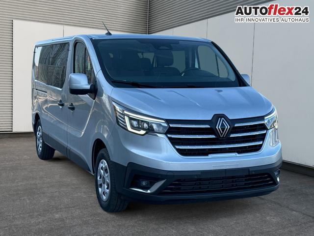 Renault / Trafic / / / / 