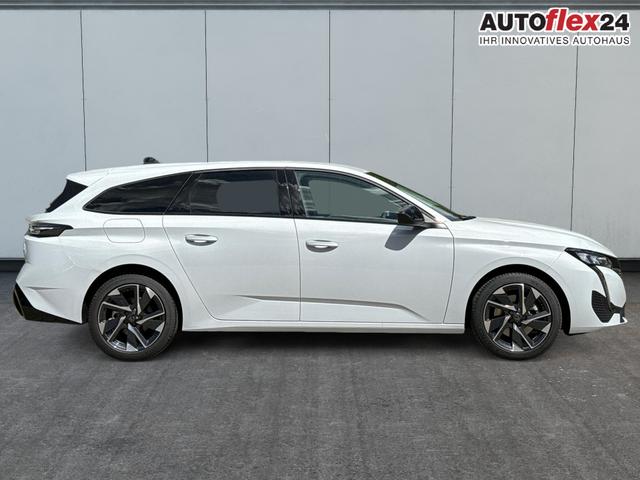 Peugeot / 308 SW / Weiß / / / EAT8+SHZ+AGR+KAMERA+ACC+KLIMA+LED+PDC+17 ALU