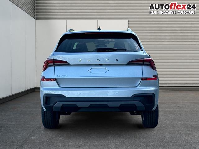Skoda / Kamiq / Silber / / / DSG+ACC+SHZ+RFK+PDC+KESSY+SUNSET