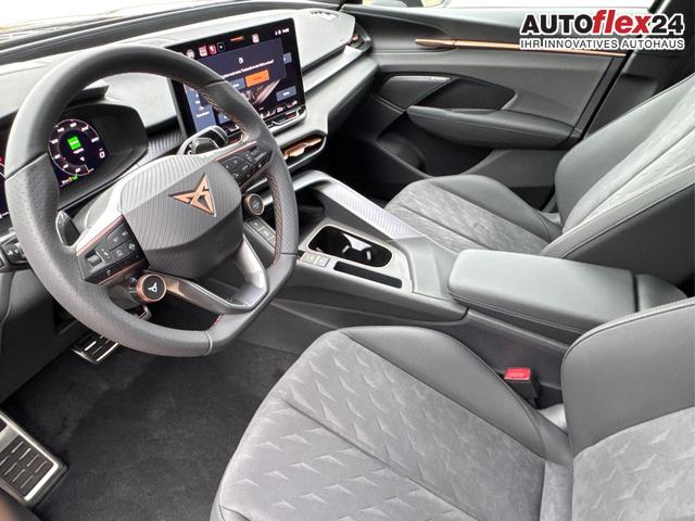 Cupra / Terramar / Schwarz / / / 4Drive PANO+NAVI+SENNHEISER+MATRIX+MEMORY+HUD+KAM+ACC+EL.HECKKL.