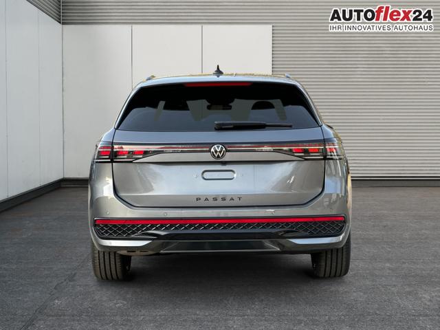 Volkswagen / Passat Variant / Grau / / / AHK+PANO+NAVI+Head-UP+Matrix-LED+ACC