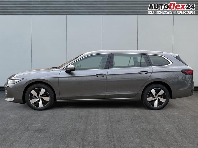 Vorlauffahrzeuge Volkswagen Passat Variant - Business DSG AHK MASSAGE NAVI ACC KAMERA LED 17" ALU