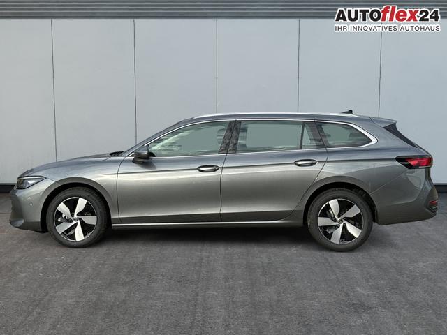 Vorlauffahrzeuge Volkswagen Passat Variant - Business DSG AHK MASSAGE NAVI ACC KAMERA LED 17" ALU