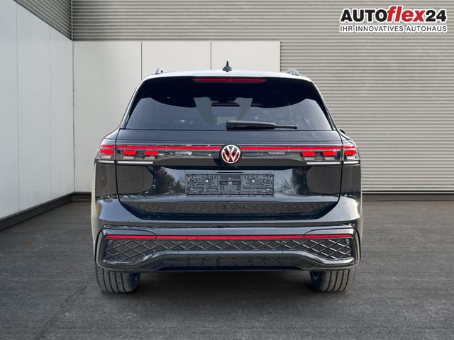 Volkswagen Tiguan R-Line People PLUG-IN+PANO+AHK+HD MATRIX+NAVI+BLACK STYLE+20" LM+ACC 