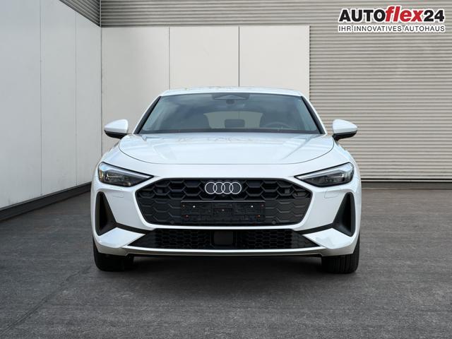 Audi / A5 / / / / quattro NAVI+EL. HECKKL.+PDC+LED+17 LM