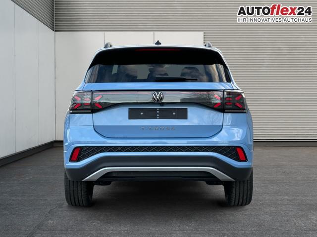 Volkswagen / T-Cross / Blau / / / KAMERA+IQ-LIGHT+SUNSET+PDC+SHZ+18 LM, Beispielbilder, ggf. teilweise mit Sonderausstattung
