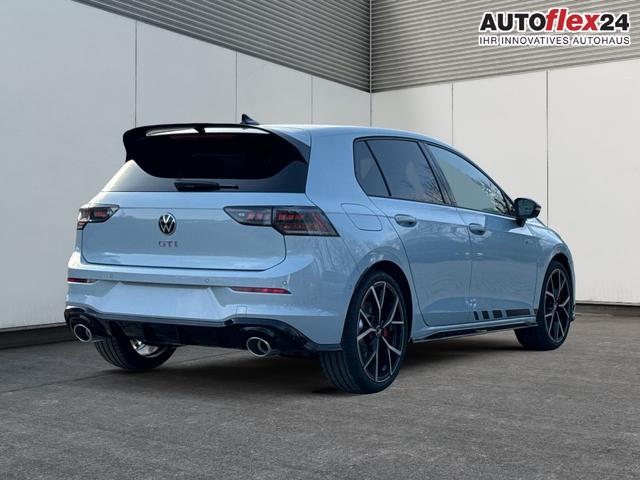Volkswagen / Golf / / / / PANO+MATRIX+HUD+HARMAN+NAVI+360 KAMERA+19 LM