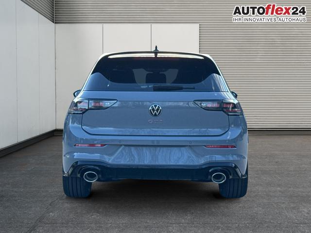 Volkswagen / Golf / Grau / / / PANO+MATRIX+HUD+HARMAN+NAVI+360 KAMERA+19 LM