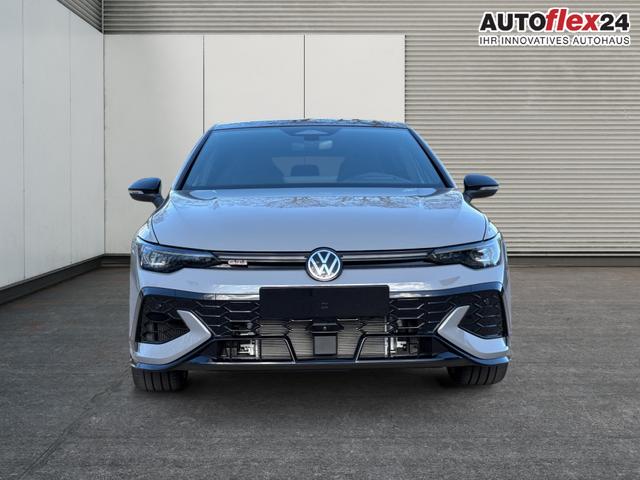 Volkswagen / Golf / Grau / / / PANO+MATRIX+HUD+HARMAN+NAVI+360 KAMERA+19 LM
