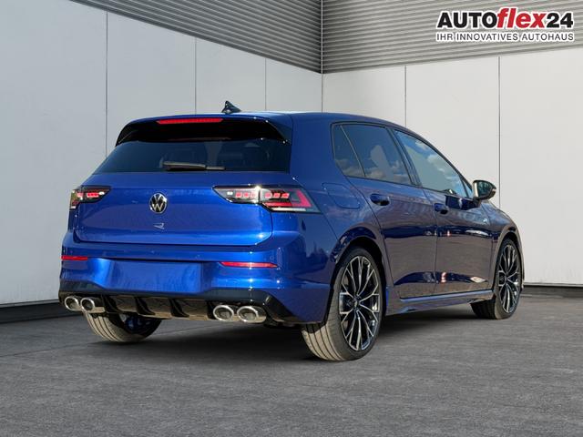Volkswagen / Golf / / / / 4x4+PANO+MATRIX+HUD+HARMAN+NAVI+360 KAMERA+19 LM