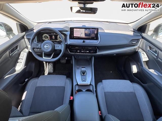 Nissan / Qashqai / Wei&szlig; / / / EL. HECKKL+HEAD-UP+KAMERA+ACC+PDC+SHZ+LED , Beispielbilder, ggf. teilweise mit Sonderausstattung