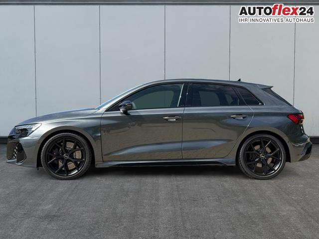 Vorlauffahrzeuge Audi RS3 Sportback - MATRIX 360KAM SHZ KLIMA LED SOUND 19"ALU DESIGNPAKET ROT