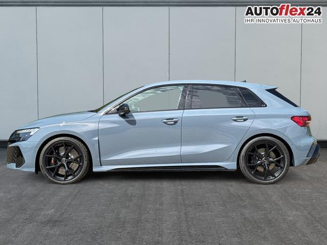 Vorlauffahrzeuge Audi RS3 Sportback - MATRIX 360KAM SHZ KLIMA LED SOUND 19"ALU DESIGNPAKET ROT