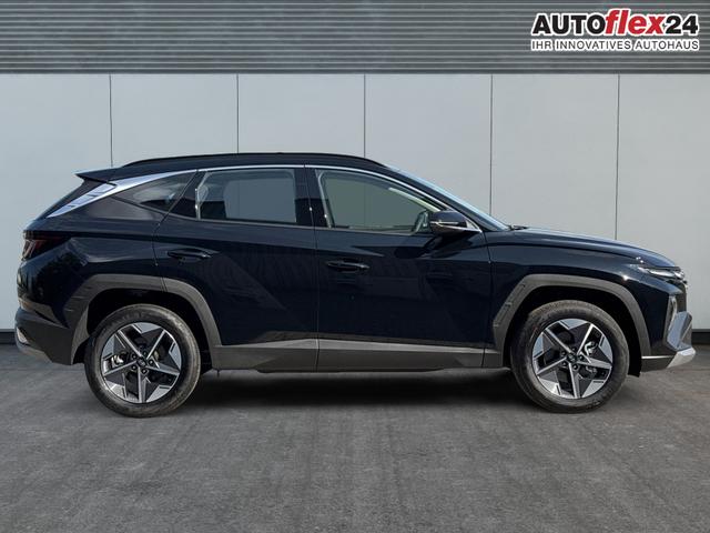 Hyundai / TUCSON / Schwarz / / / Hybrid NAVI+KAMERA+SHZ+LED+TEMPOMAT+17 ALU+PDC, Beispielbilder, ggf. teilweise mit Sonderausstattung
