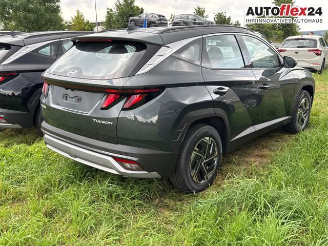 Hyundai / TUCSON / Gr&uuml;n / / / NAVI+KAMERA+SHZ+LED+TEMPOMAT+17 ALU+PDC, Beispielbilder, ggf. teilweise mit Sonderausstattung